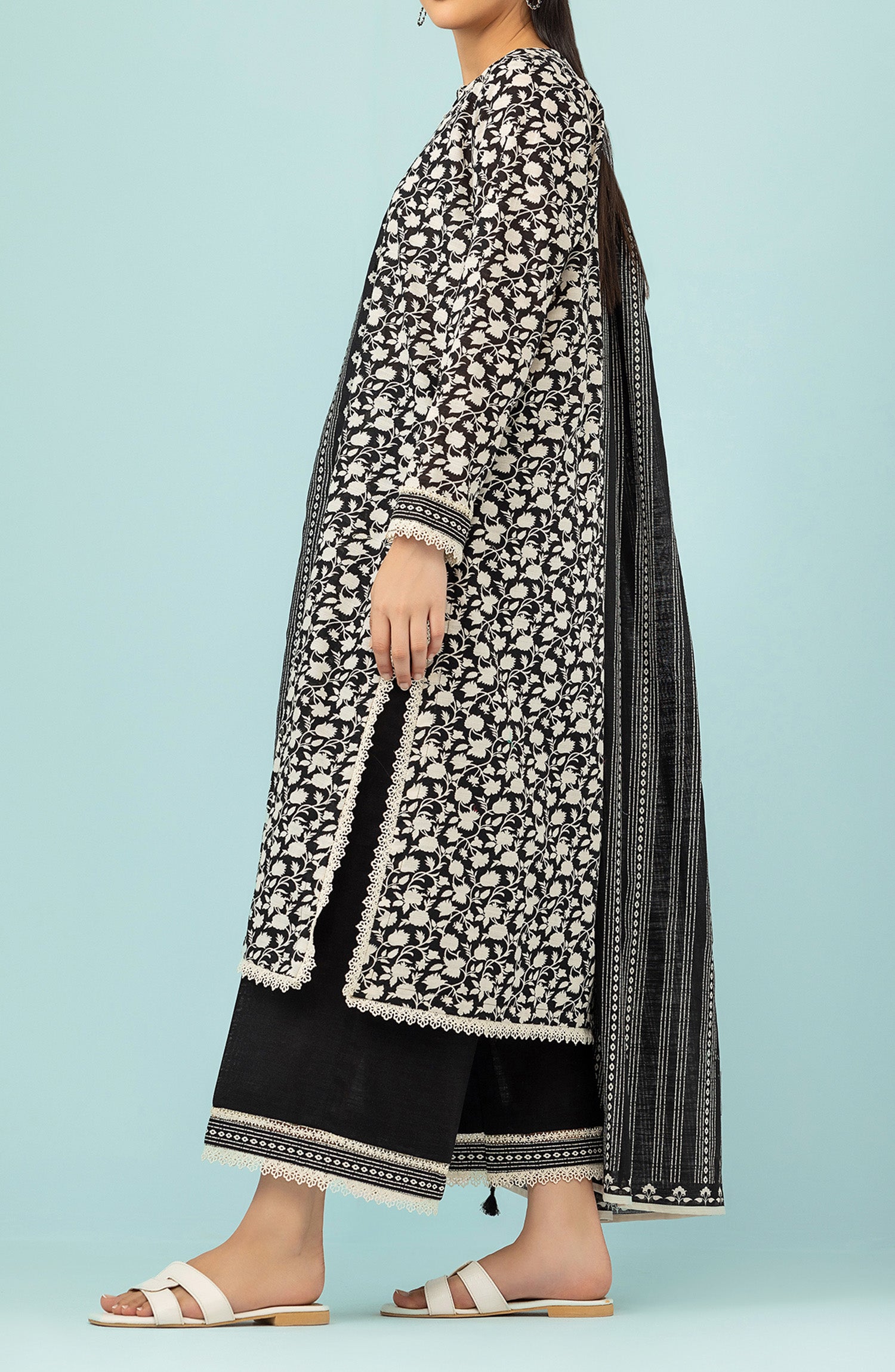 OTL-24-129/U BLACK KHADDAR Women UNSTITCHED SHIRT DUPATTA PANTS