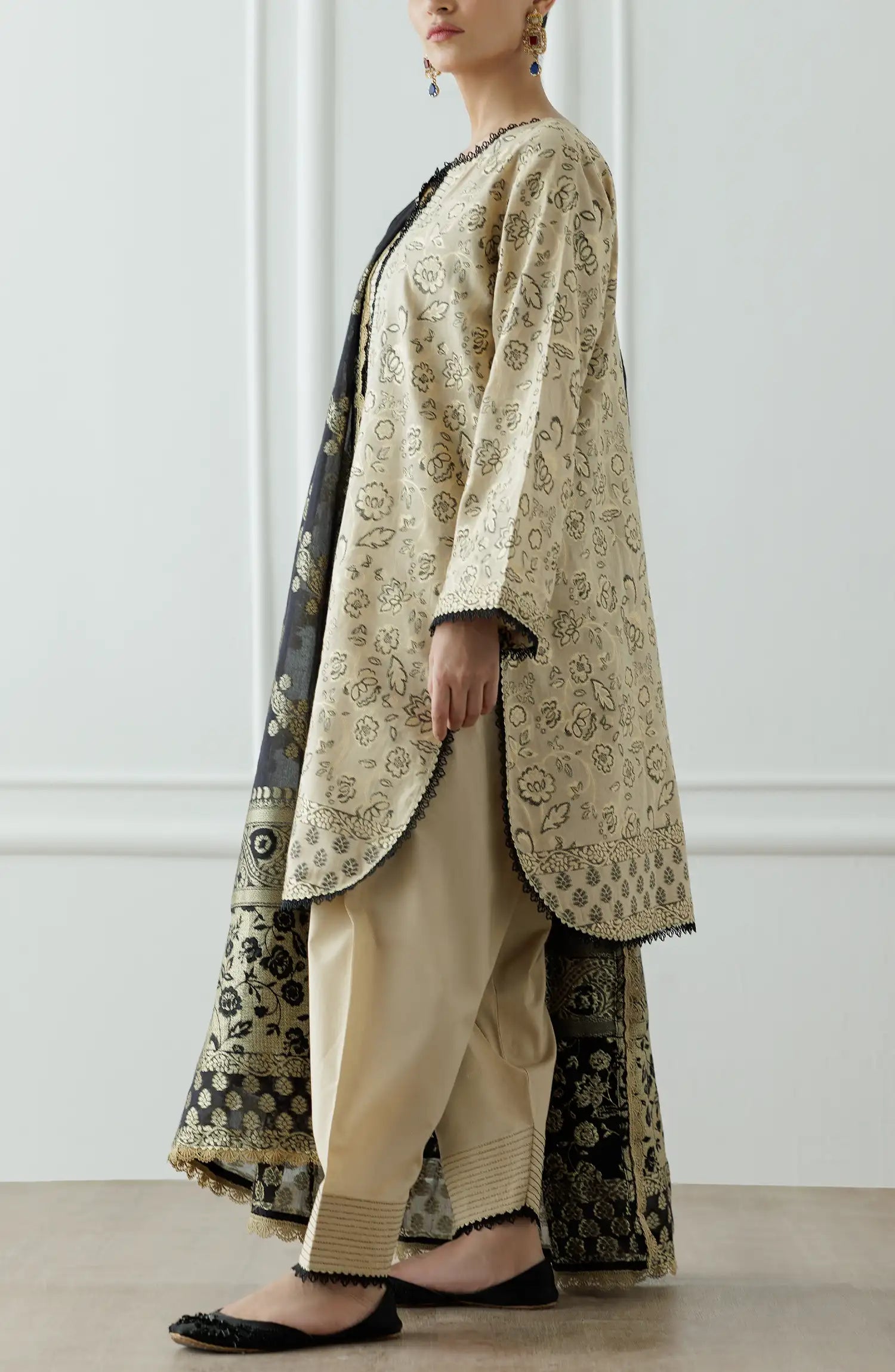 Unstitched Printed Lawn Jacquard Shirt Dupatta & Pant - 3 Piece - OTL-25-110