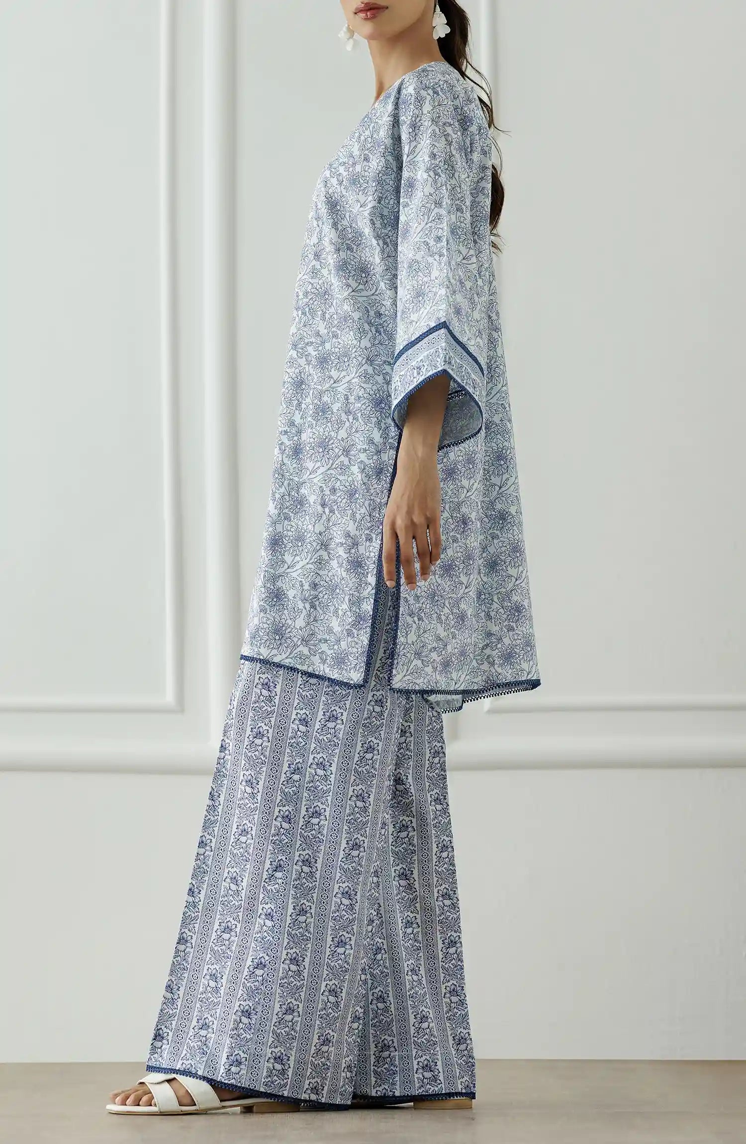 Stitched | 2 Piece | Printed Lawn | WRCV25S-2001