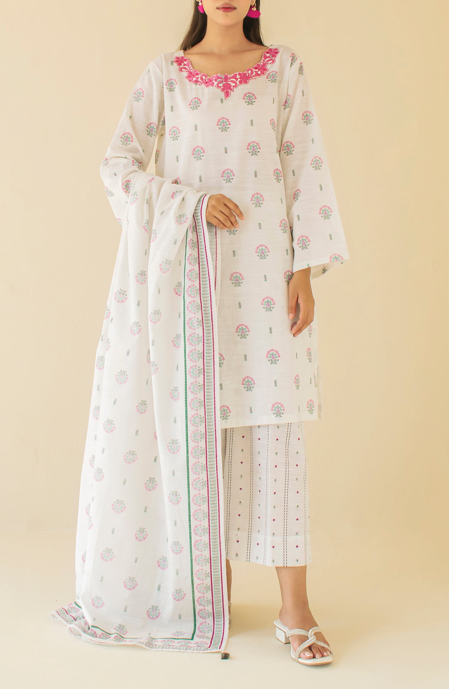 OTL-24-377/U WHITE KHADDAR Women UNSTITCHED SHIRT DUPATTA PANTS